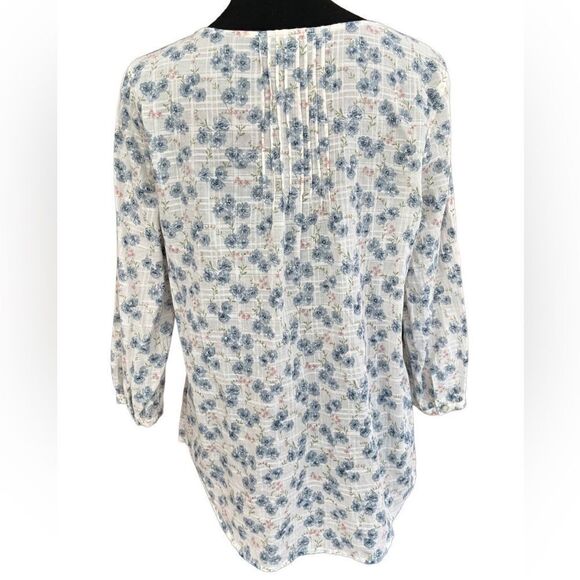 Lauren Jeans Co Ralph Lauren floral top with tiny pleats in front w/ buttons S - Picture 3 of 8